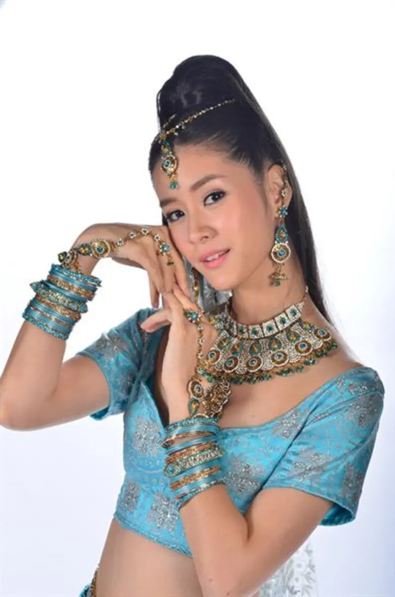 “โดนัท-พิม” นำทีม ร่ายมนตร์ เสกคาถา เปิดโลกแห่งเวทมนตร์ความสนุกครั้งใหม่ ใน “พ่อมดเจ้าเสน่ห์”