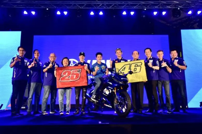 “ยามาฮ่า” จัดมีทติ้งสุดใกล้ชิด “รอสซี่-บีญาเลส” พร้อมเปิดตัว R15 ลายพิเศษ แฟนโมโตจีพีร่วมกิจกรรมอย่างคับคั่ง!!!