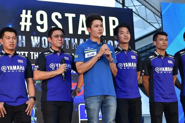 “ยามาฮ่า” จัดมีทติ้งสุดใกล้ชิด “รอสซี่-บีญาเลส” พร้อมเปิดตัว R15 ลายพิเศษ แฟนโมโตจีพีร่วมกิจกรรมอย่างคับคั่ง!!!