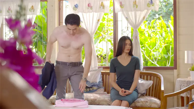 “ชานนท์” หื่น ปล้ำ “น้ำตาล” “สมาร์ท” บุกช่วย ซัดเละ
