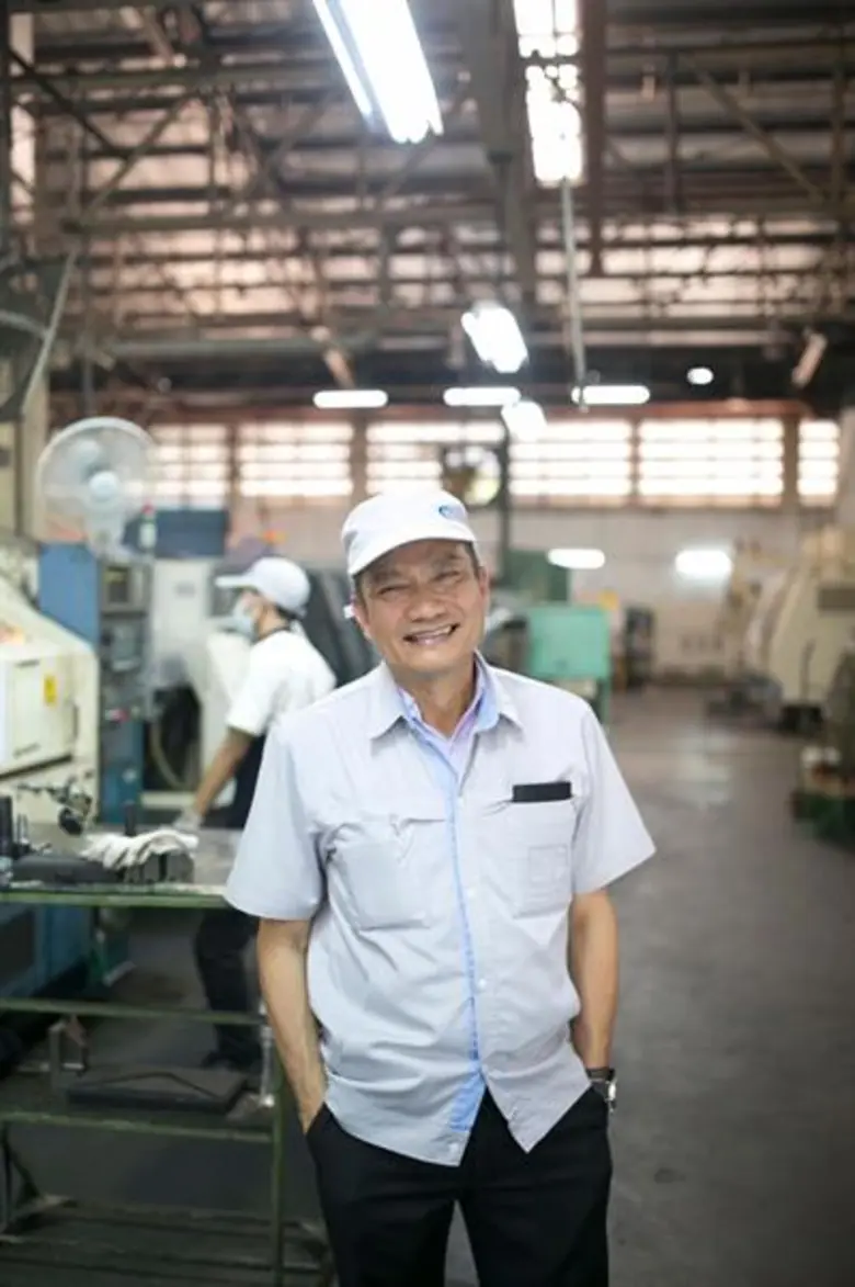 หลังจากอยู่เบื้องหลังความสำเร็จของเกษตรกร...