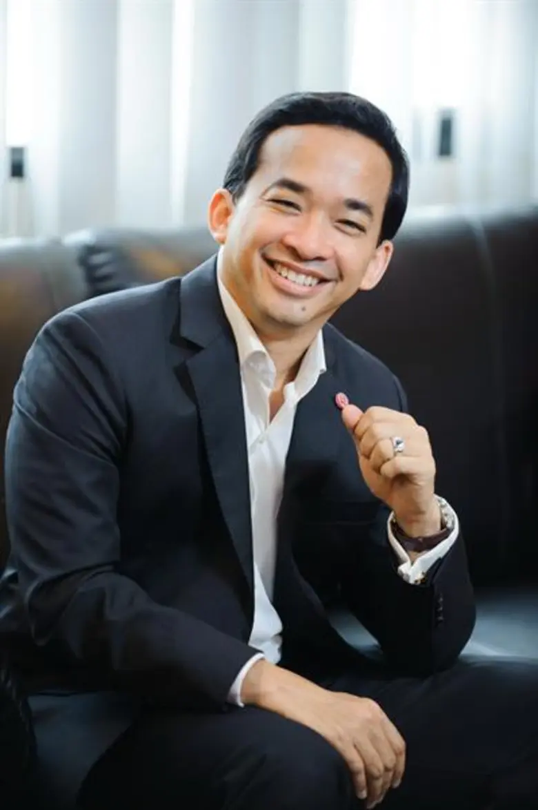 เรียกว่าทุ่มเทสุดๆ สำหรับบอส " สวิจักร์ โลจายะ " บม...