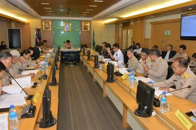 รองปลัดกษ.ประชุม"ขับเคลื่อนโครงการเกษตรทฤษฎีใหม่ (5 ประสาน สืบสานเกษตรทฤษฎีใหม่ ถวายในหลวง)