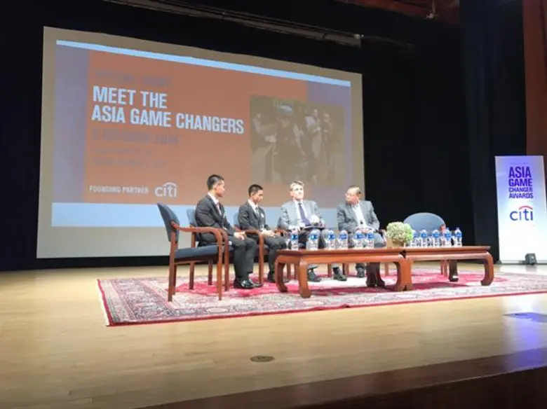 ผู้ว่าฯ ณรงค์ศักดิ์ รับรางวัล Asia Game Changer Awards ของ Asia Society Association ได้รับความสนใจจากสื่อมวลชนและผู้ร่วมงานจำนวนมาก