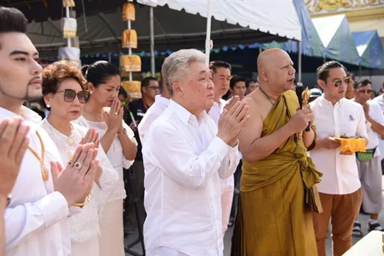 นาคี 2 ปลุกเสกเหรียญ…