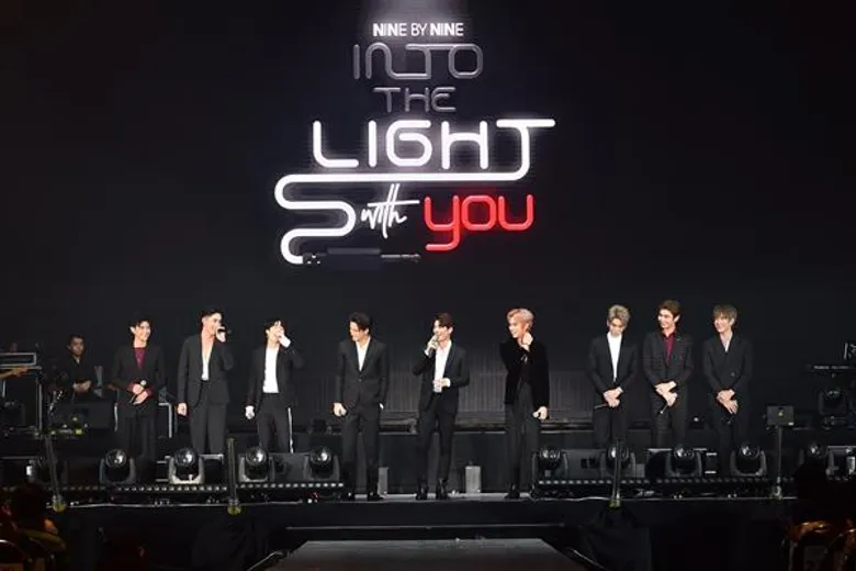 “9x9” น้ำตาท่วม “NIGHT” ทำเซอร์ไพร้ส์ 9x9 INTO THE LIGHT with YOU ซึ้งกินใจ