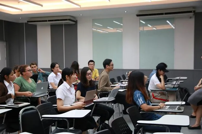 เปิด 7 หลักสูตรนานาชาติน่าเรียนที่ ธรรมศาสตร์ ท่าพระจันทร์