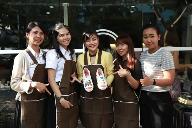 แฟนๆ แฮปปี้....ใกล้ชิดกระทบไหล่นักแสดงละครประกาศิตกามเทพ ร่วมสนุกสุดฟินกิจกรรม “อวดลวดลายโชว์ฝีมือกับเพื่อนรู้ใจ”