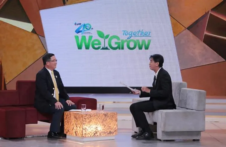 ทีวีไกด์: รายการ "เจาะใจ" เจาะใจ!! “ชาญศิลป์” 40 ปี ปตท. Together we grow ปลูกป่าในใจคนตามคำพ่อสอน คนอยู่ได้ ป่าอยู่รอด