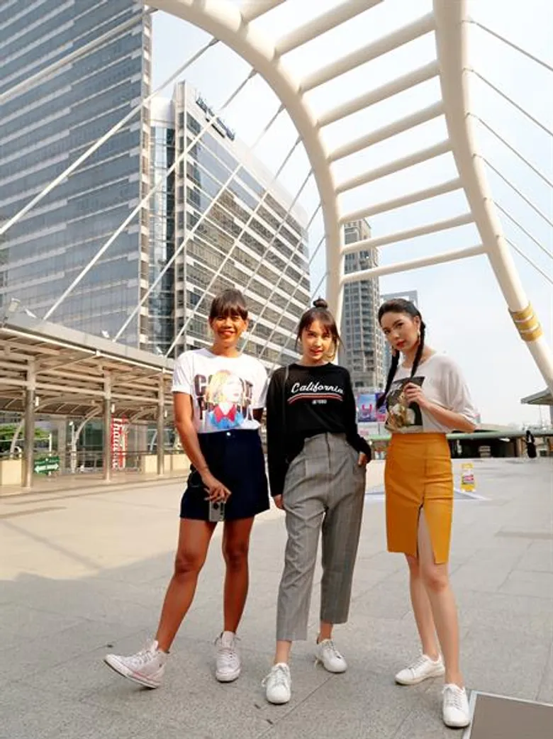 ทีวีไกด์: รายการ “#TEAMGIRL” “เจนนี่-มุก-แจน” เอาใจคนชอบกินดึก ย่านสาทร จัด “5 ร้านเด็ดโดน”