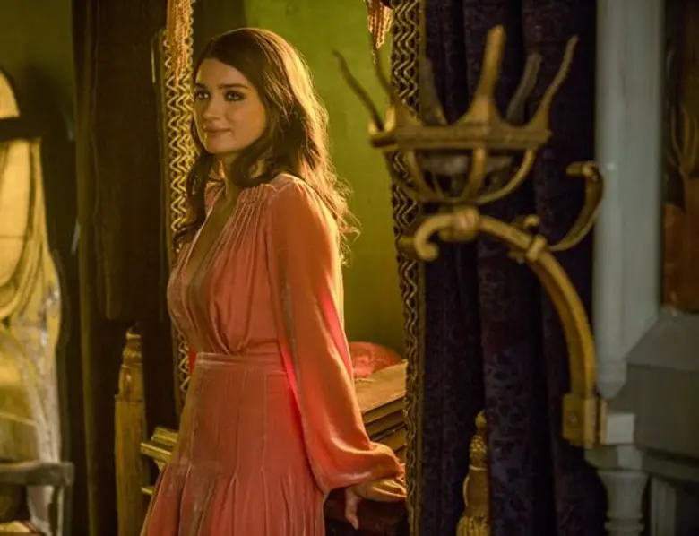 "ROBIN HOOD" เล็งธนูมาที่ทั้งโลกขนทัพดาราประกาศรบ บนใบปิดสุดท้ายเท่อลัง!