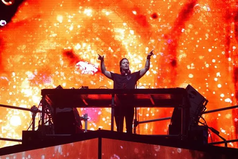 มันส์สุด…ซูเปอร์สตาร์ EDM ระดับโลก “ไคโก” (Kygo) โชว์มันส์สุดตัว โยก โดด ชิว ปะทะโปรดักชั่นเหนืออลังการ...ครบรสคอนเสิร์ต EDM ระดับโลก!! ครั้งแรกในไทย