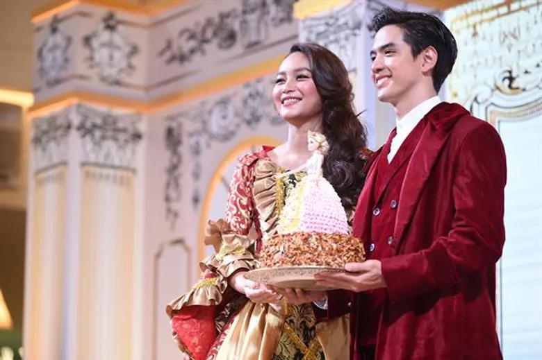 มาดาม มาร์โก้ จัดงานฉลองครบรอบ 36 ปี สุดอลังการกับ “เค้กทองคำ” ก้อนแรกของเมืองไทย