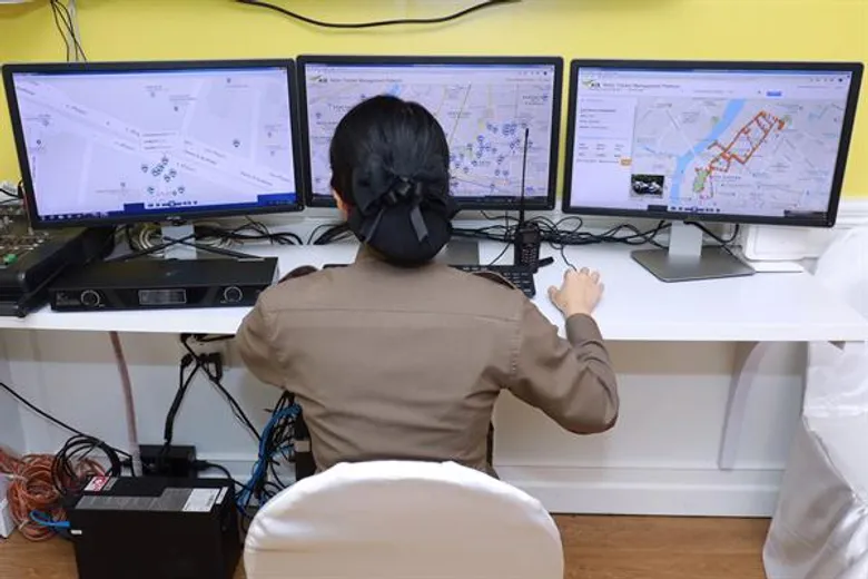 AIS นำเทคโนโลยี IoT เพิ่มประสิทธิภาพการปฏิบัติงานของกองบังคับการตำรวจนครบาล 1 ครั้งแรกของโซลูชั่นส์ NB-IoT Motor Tracker เพิ่มศักยภาพการทำงานของตำรวจยุค Thailand 4.0