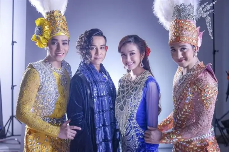ไชยา มิตรชัย ปล่อยแล้ว MV ตัวเต็ม เพลง “ฝน พรำ ที่ ลำ นารายณ์” ดันลิเกรุ่นสอง แป้ง และ มิตร มิตรชัย ร่วมงาน
