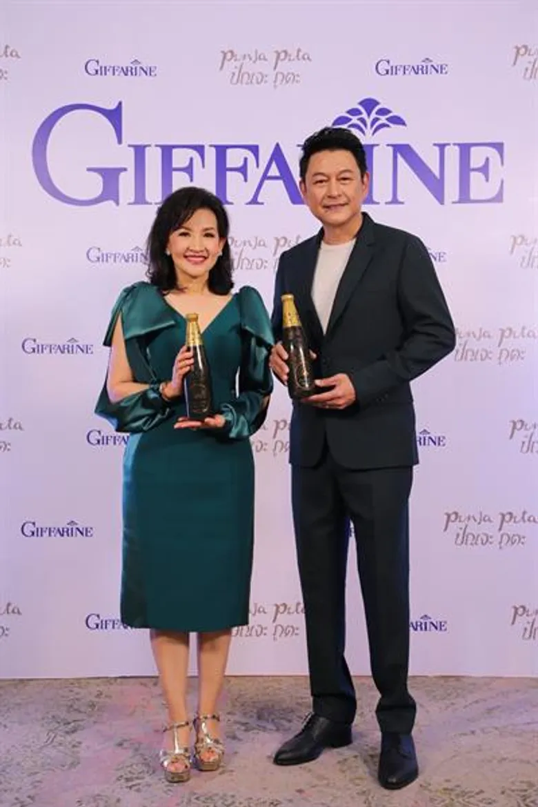 ดั่งปาฏิหาริย์ “กบ-ทรงสิทธิ์” ฮอตสุดหยุดไม่อยู่ คว้าพรีเซ็นเตอร์ “กิฟฟารีน ปัณจะ ภูตะ” “แท่ง – อุ๋ม – ไอซ์” แท็กทีมร่วมยินดี