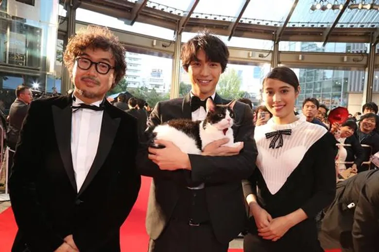 Movie Guide: โซตะ ฟุคุชิ ควงเจ้าเหมียวจอมหยิ่ง “ นานะ “ เดินพรมแดงเปิดงานเทศกาลภาพยนตร์ โตเกียว ฟิล์ม เฟสติวัล 2018 นำ The Travelling Cat Chronicles เรียกน้ำตาผู้ชม