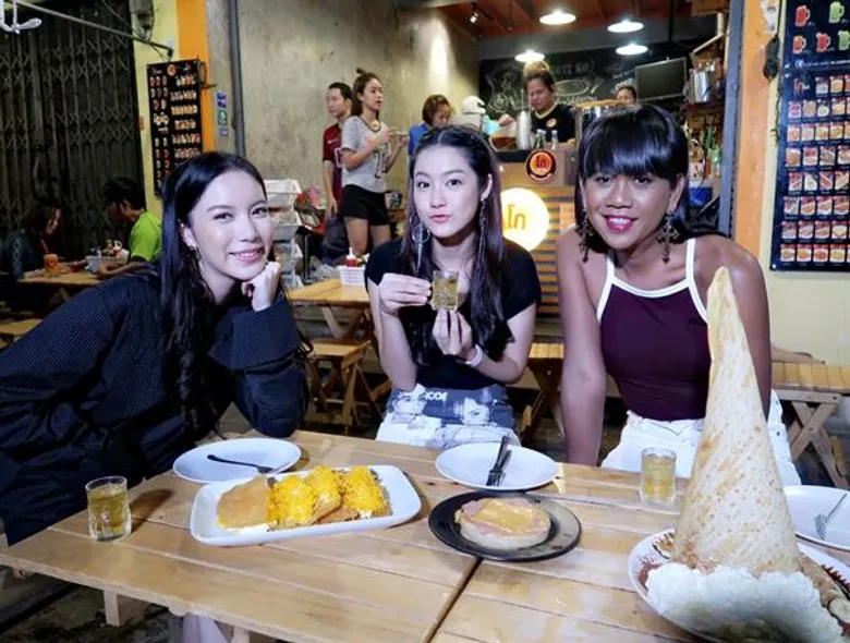 ทีวีไกด์: รายการ “#TEAMGIRL” “เจนนี่-มุก-น้ำตาล” พาตะลุยย่านราชวัตร จัด “5 ร้านอร่อยจัดเต็ม”