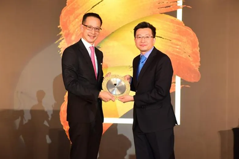 เมืองไทยประกันชีวิต คว้ารางวัลใหญ่ “Life Insurance Company of the Year” เป็นครั้งที่ 3 จากการประกวด Asia Insurance Industry Awards 2018 ตอกย้ำภาพผู้นำธุรกิจประกันชีวิตที่แข็งแกร่งและโดดเด่นในระดับภูมิภาคเอเชีย