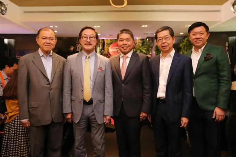 “71 ปี ห้างเซ็นทรัล” จัดใหญ่เนรมิตดอกไม้นับล้านดอกให้เป็นสวนสวรรค์แห่งดอกไม้นานาพรรณบานสะพรั่ง