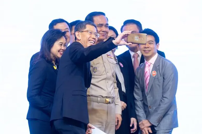 “ประยุทธ์” เชื่อ บีซีจี โมเดลมี ประโยชน์ อ้อนประชาคมวิจัยลงพื้นที่ ทำความเข้าใจประชาชน