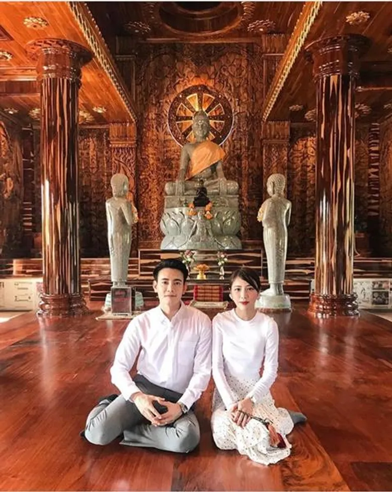 ข่าวซุบซิบ: สุดสวีท ฟลุ๊ค จิระ เซอร์ไพรส์ แอปเปิ้ล ฉลองครบรอบแต่งงาน 1 ปี