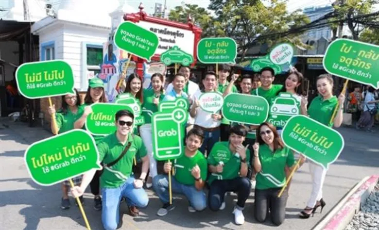 แกร็บ ร่วมกับการรถไฟแห่งประเทศไทย เปิดจุดจอดให้บริการเรียก 'แกร็บแท็กซี่’ ณ ตลาดนัดจตุจักร เพื่ออำนวยความสะดวกในการเดินทางสำหรับนักท่องเที่ยว