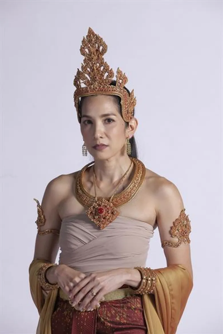 “นุสบา” อึ้ง!!! ฉากตัดหัว “ใบเตย” ใน “ซิ่นลายหงส์” เสียงดนตรีไทยแทรกระหว่างถ่ายทำ