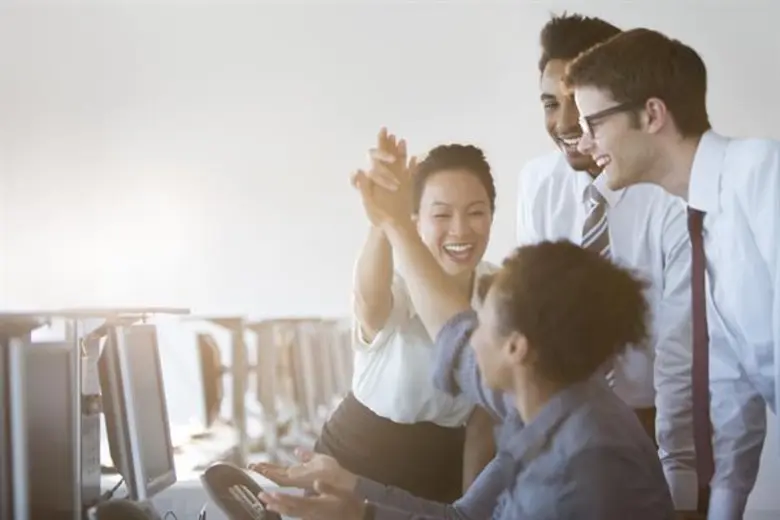 ชไนเดอร์ อิเล็คทริค เปิดตัว EcoStruxure(TM) Asset Advisor สำหรับระบบจ่ายพลังงานไฟฟ้าและดูแลสินทรัพย์สำคัญในดาต้าเซ็นเตอร์