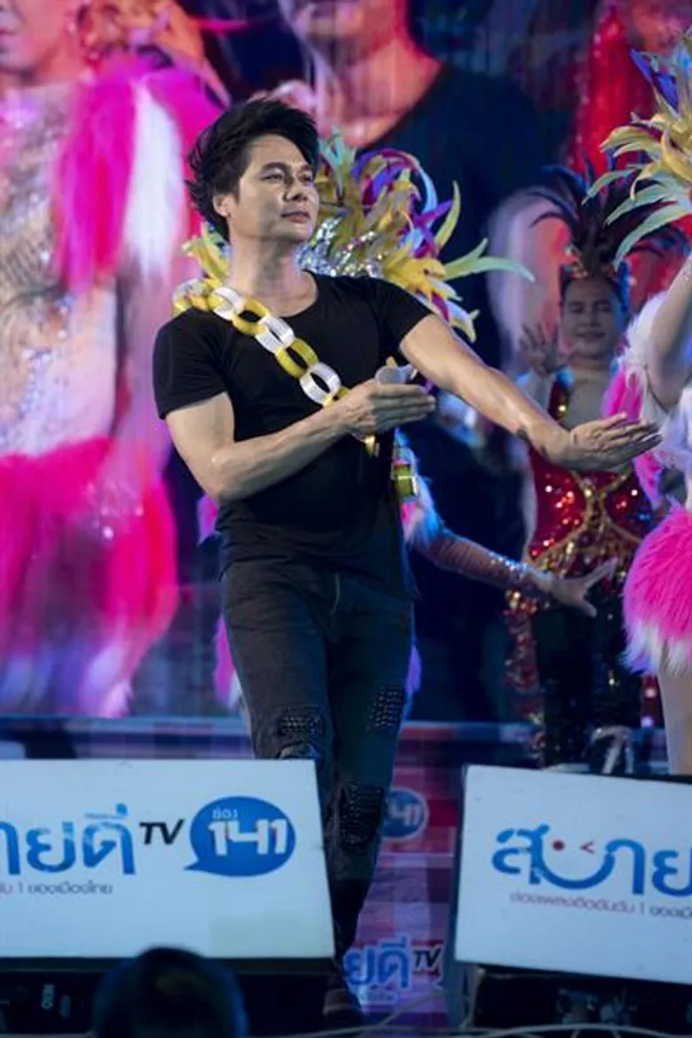 “เบิ้ล-ธัญญ่า” ทำแฟนเพลงสุรินทร์ฟินหนัก ! ขนทัพศิลปินมอบความสุขคอนเสิร์ต “สบายดีแซ่บซิ่ง”