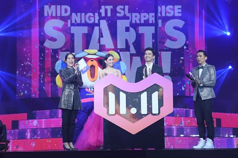 'เบลล่า’ นำทีมดาราโชว์สุดฟิน ร่วมเคาท์ดาวน์สู่งาน “Lazada 11.11 Shopping Festival” เทศกาลช้อปปิ้งที่ใหญ่ที่สุดในประเทศไทย วันเดียวแห่งปี