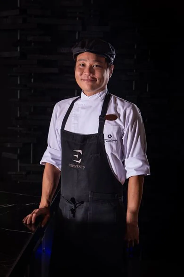 ห้องอาหาร เอเลเมนท์ โรงแรม ดิ โอกุระ เพรสทีจ กรุงเทพฯ ได้รับรางวัล 1 ดาวมิชลิน จากคู่มือแนะนำร้านอาหารและที่พักระดับโลก 'มิชลิน ไกด์’ ติดต่อกันเป็นปีที่ 2