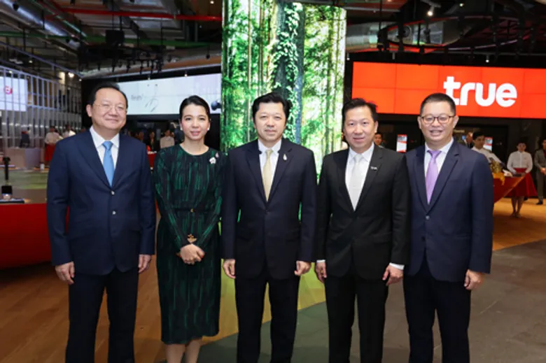 True ยกทัพจัดเต็มทั้งเทคโนโลยี และโครงข่าย ยกระดับ ICONSIAM อภิมหาโครงการเมืองไอคอนสยามด้วย Concept “True the new icon of life”