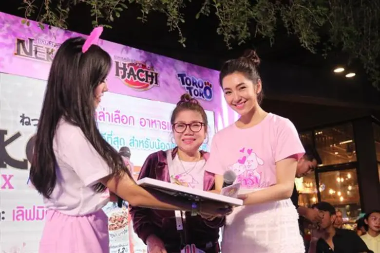 ฮอตเวอร์ !! ฮอตได้อีกต้องยกให้ออเจ้าคนนี้...