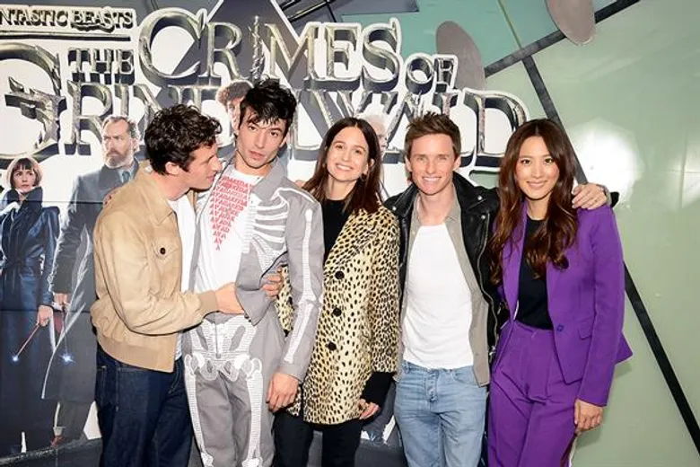 ทีมนักแสดง Fantastic Beasts: The Crimes of Grindelwald เดินสายโปรโมทต่อที่ สหราชอาณาจักร