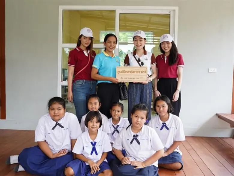 ซิมเพิ้ล ฟู้ดส์ เดินหน้านโยบายส่งเสริมสุขภาพและการศึกษา นำจิตอาสาปรับปรุงห้องสมุดและมอบอุปกรณ์การศึกษาให้โรงเรียนบ้านเขาตะแคง จังหวัดลพบุรี