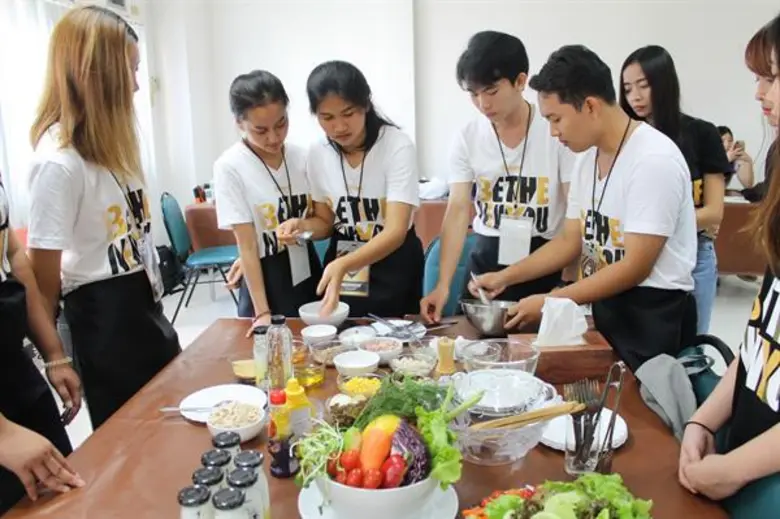 Influencer คนดังเผยความลับให้คุณเป็นคนใหม่ กับกิจกรรม Bwell Be The New You