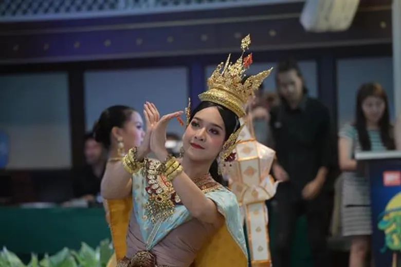 กทม.ชวนคนกรุง ร่วมสืบสานประเพณีลอยกระทงขอขมาพระแม่คงคา สัมผัสบรรยากาศใต้แสงจันทร์ในคืนวันเพ็ญ ริมสายน้ำเจ้าพระยา
