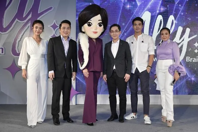 ปราง-กัญญ์ณรัณ ร่วมเปิดตัว ALLY Grand Opening