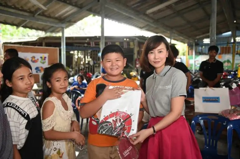 ศูนย์การค้าเกตเวย์ แอท บางซื่อ เดินหน้าสร้างสรรค์กิจกรรมชุมชนสัมพันธ์ มอบทุนการศึกษา เลี้ยงอาหารกลางวันแก่เยาวชนมูลนิธิ ซ.โซ่อาสา