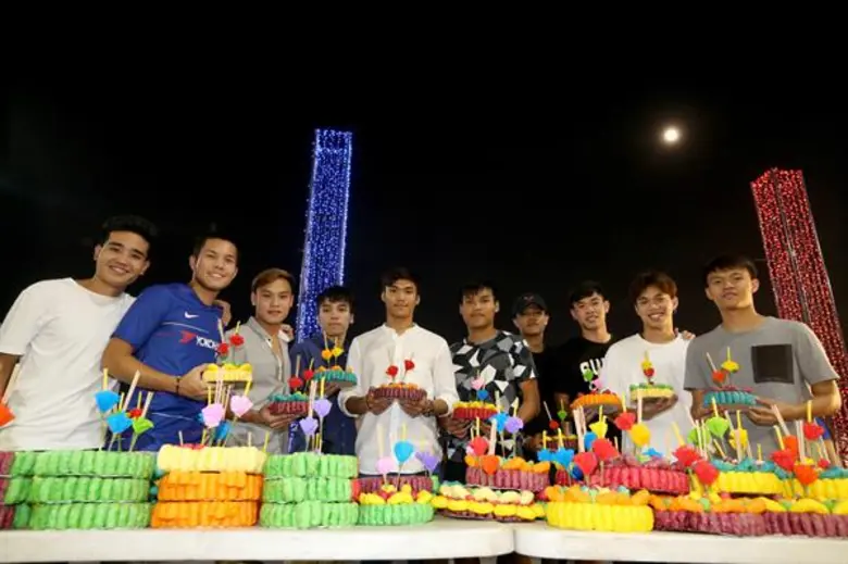 ผ่านพ้นไปท่ามกลางบรรยายสุดคึกคักสำหรับวัน...