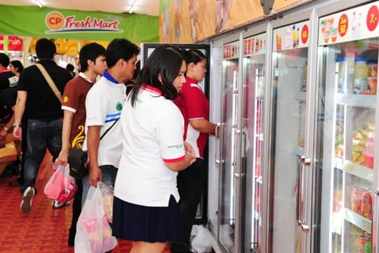 จังหวัดชลบุรี ร่วมกับ บริษัท เจริญโภคภัณฑ...