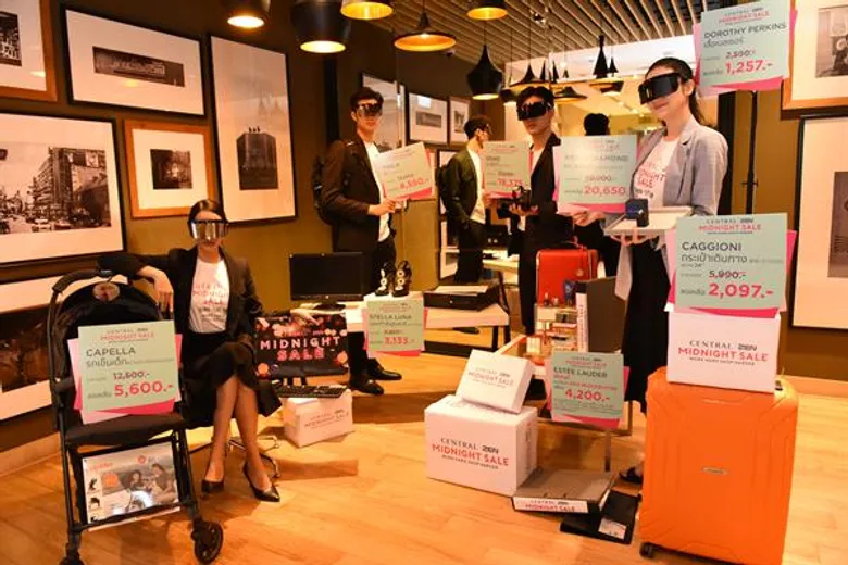 ห้างเซ็นทรัล/เซน งัดกลยุทธ์ปิดไตรมาสสุดท้ายปี 2018 ตอกย้ำผู้นำ MIDNIGHT SALE งานเซลที่ยิ่งใหญ่ที่สุดของปี ตั้งเป้ายอดขายกว่าพันล้านบาท ใน 8 วัน!!