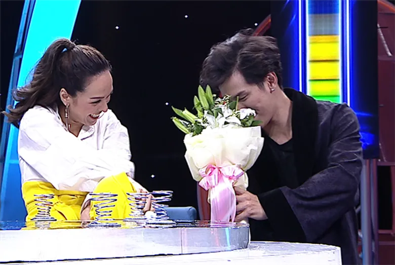 ทีวีไกด์: รายการ “บัดดี้ตีไข่” ซาร่า เขินหนัก หลังโดน เต้ย ล้วงความลับก่อนปิดท้ายเซอร์ไพรส์หวานๆ