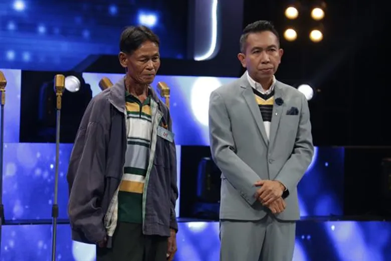 ทีวีไกด์: รายการ “ไมค์หมดหนี้” ไมค์หมดหนี้ ต้อนรับ เดือนธันวาคมพบกับเรื่องราวของ “พ่อ” คำหนึ่งคำ แต่มีพลังยิ่งใหญ่ ต้อนรับ เดือนธันวาคมพบกับเรื่องราวของ “พ่อ” คำหนึ่งคำ แต่มีพลังยิ่งใหญ่