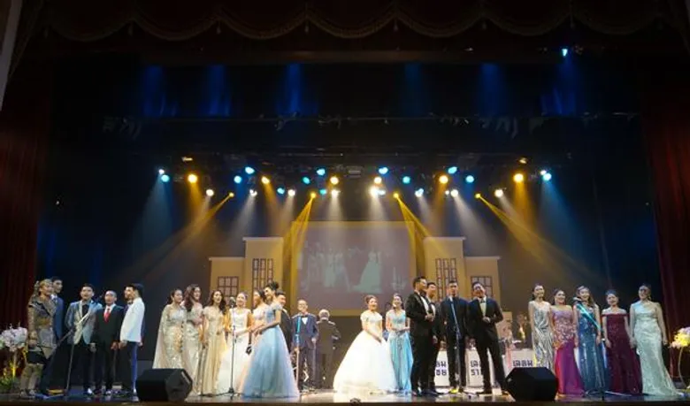 ประกวดร้องเพลงชิงถ้วยพระราชทานฯ รอบชิงชนะเลิศ “ศาลาเฉลิมกรุง...สืบสานตำนานเพลง” ครั้งที่ 17 ปี 2561