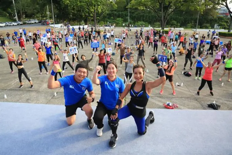 บมจ.กรุงไทย–แอกซ่า ประกันชีวิต นำโดย คุณส...