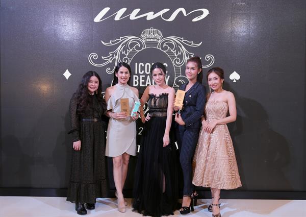 คุณเกียรติเสรี ปันกาที และคุณมนัสนันท์ ยั...