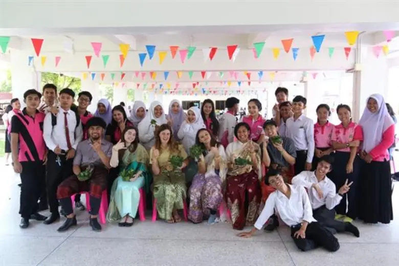 มรภ.สงขลา จัดงานลอยกระทงโกอินเตอร์ แลกเปลี่ยนวัฒนธรรมไทย-นิวซีแลนด์