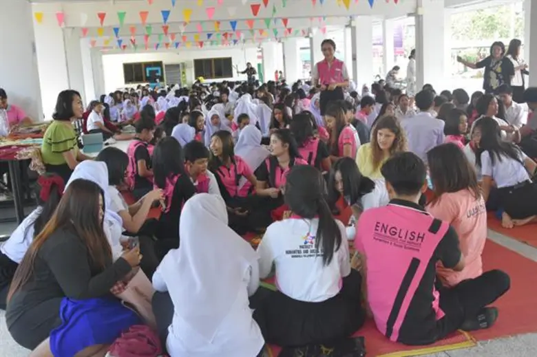 มรภ.สงขลา จัดงานลอยกระทงโกอินเตอร์ แลกเปลี่ยนวัฒนธรรมไทย-นิวซีแลนด์